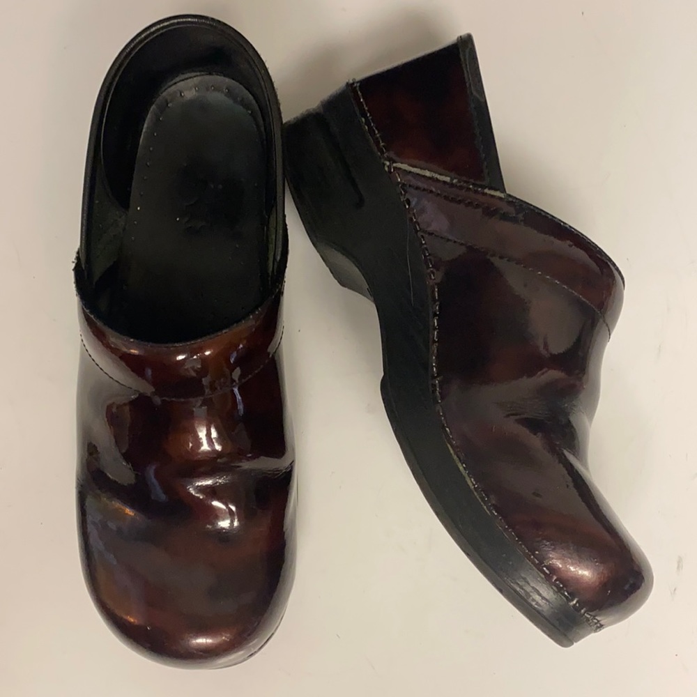 DANSKO Slip On Burgundy Patent Leather Shoes Sz 41